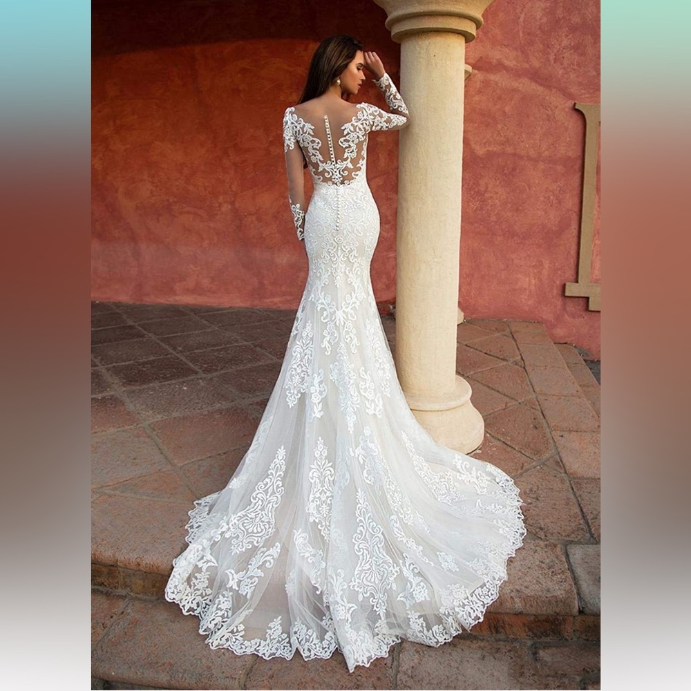 White wedding dress gorgeous!!!NWOT